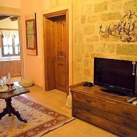 Petrino Aparthotel 4*