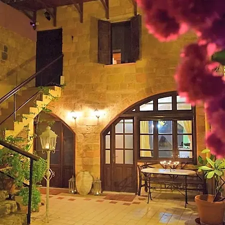 Petrino Apartmanhotel 4*
